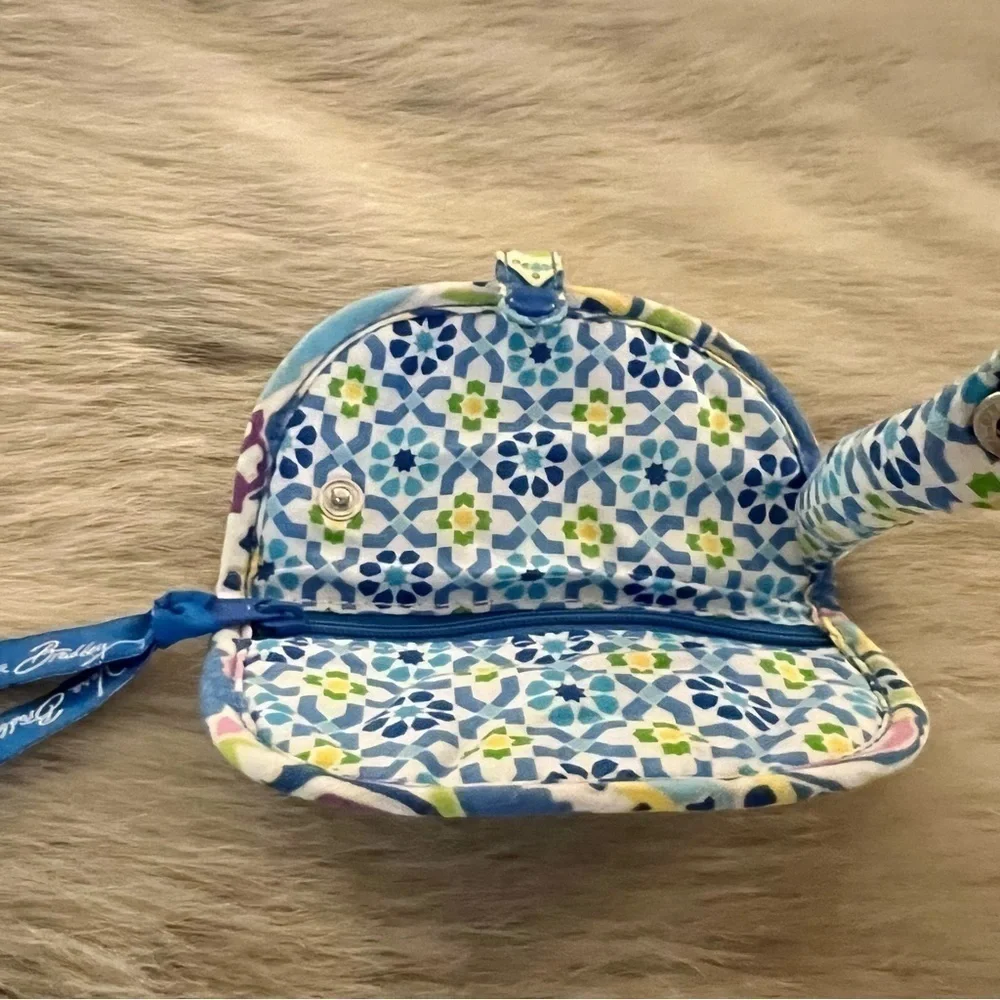 VERA BRADLEY Capri Blue Travel Jewlery Case Green Purple Paisley Semi-Circle